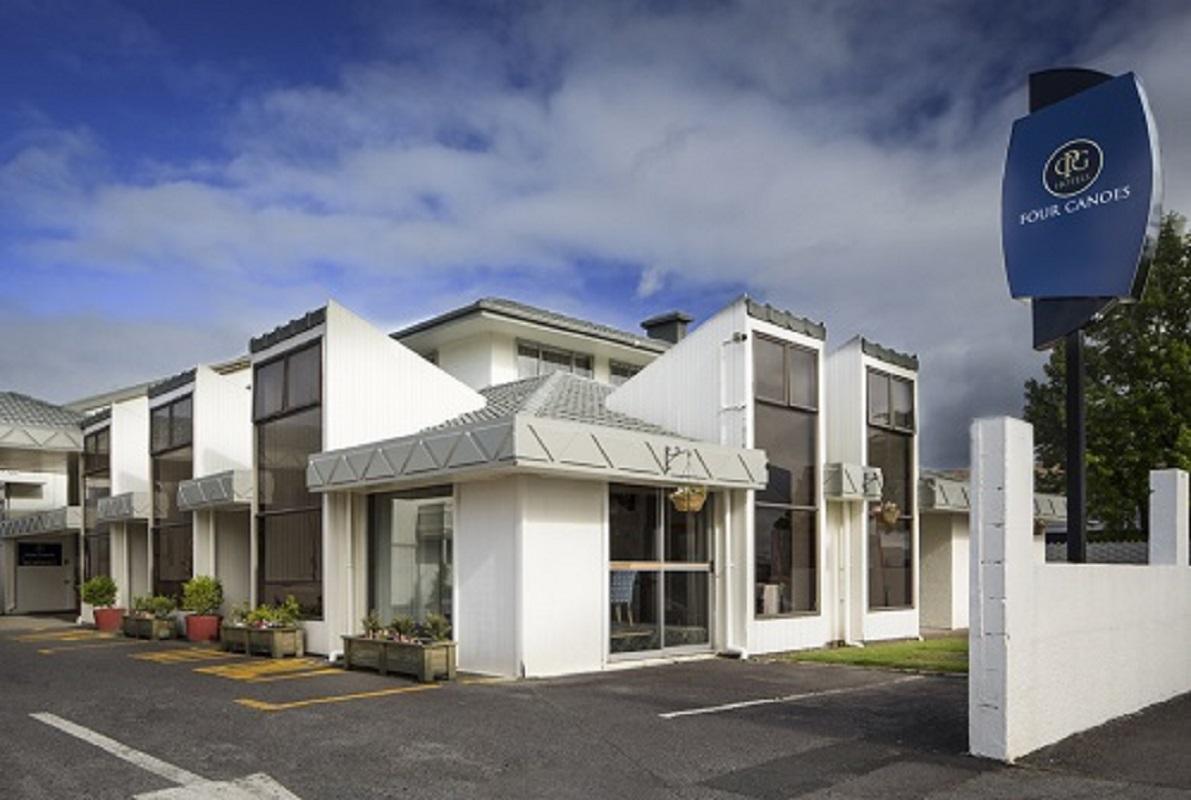 Four Canoes Hotel Rotorua Exterior photo